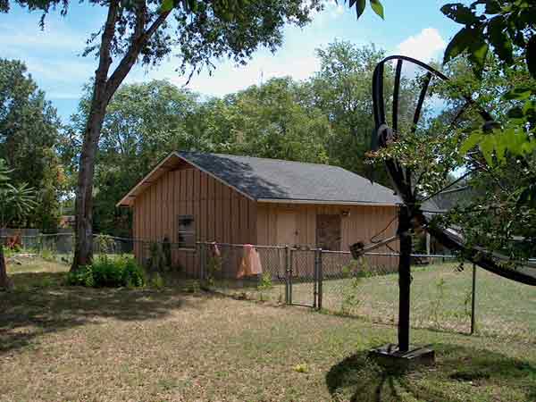 Art Studio for Unbridled Creativity